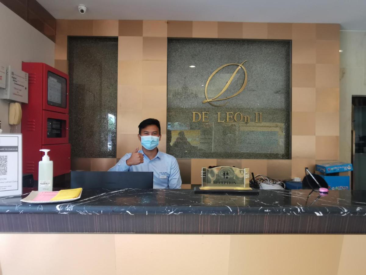 Hotel De Leon II Lahad Datu Exteriör bild